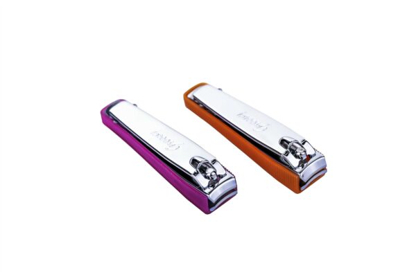 Groovy Small Nail Clipper with Silicon Case